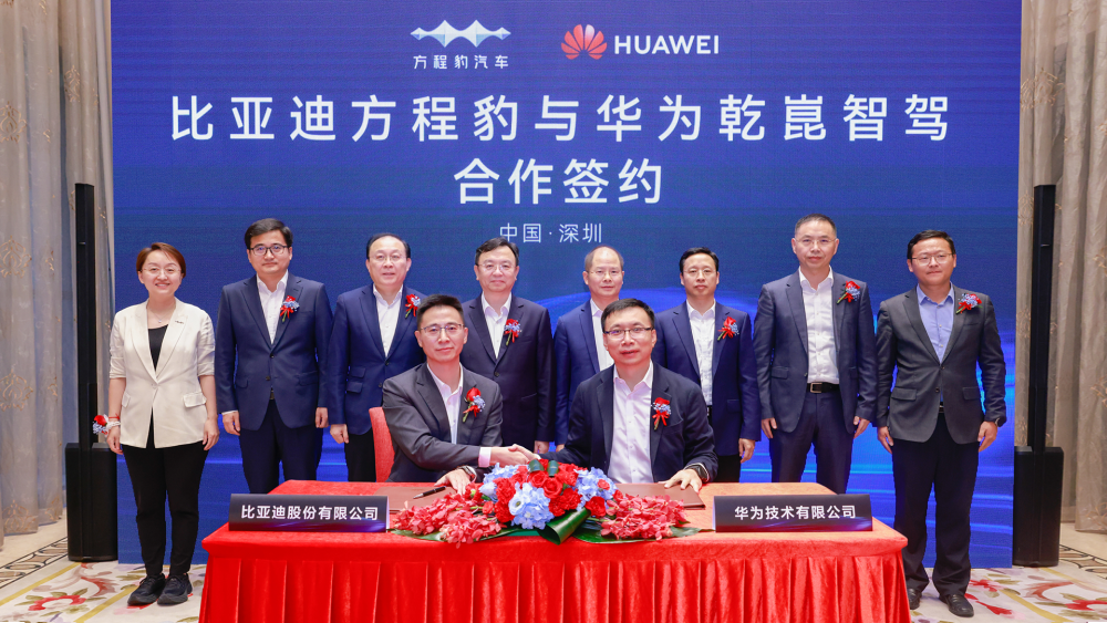 新澳濠江伦坛55168,深入探讨方案策略_FNX57.777主力版