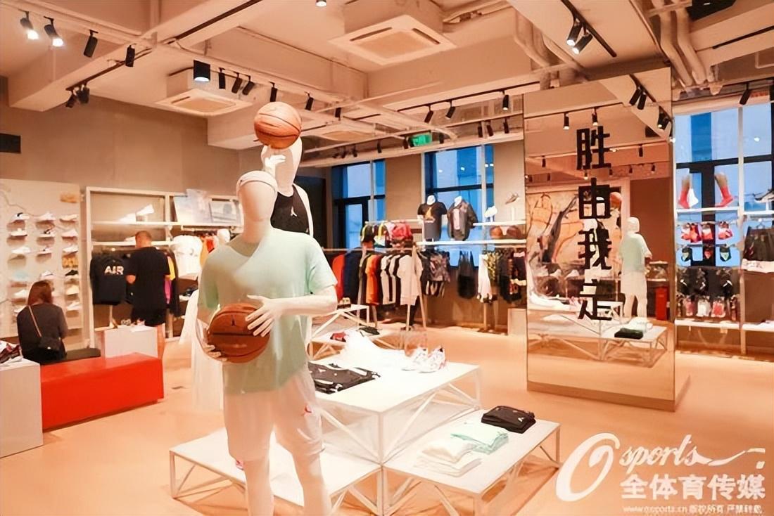 耐克最新科技男鞋2024,重塑鞋履新纪元,展现科技之力