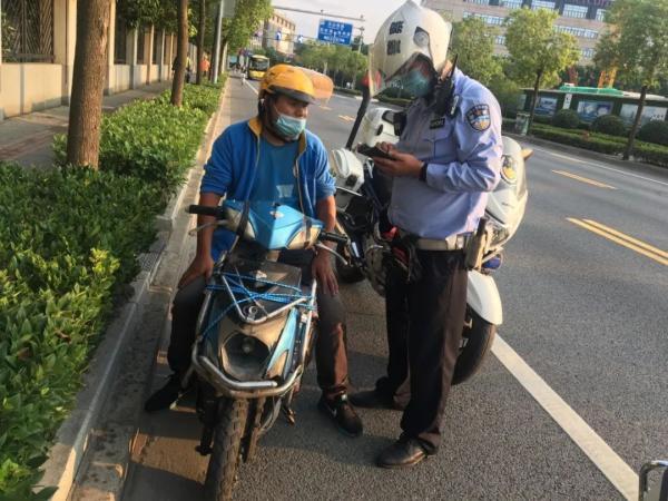 上海交通事故最新信息及观点分析