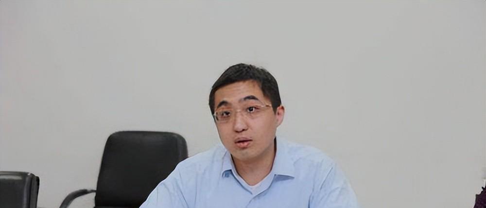 邓卓棣2016年最新动态,聚焦成长,展现新时代风采的魅力与力量