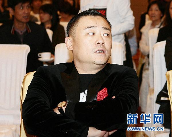 周立波开庭最新消息及温馨日常故事揭秘