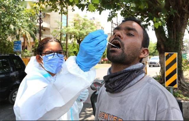 印度感染最新人,阿米尔的温馨日常观察