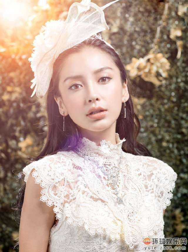 科技之光,演员精灵演绎无限可能的魅力之旅