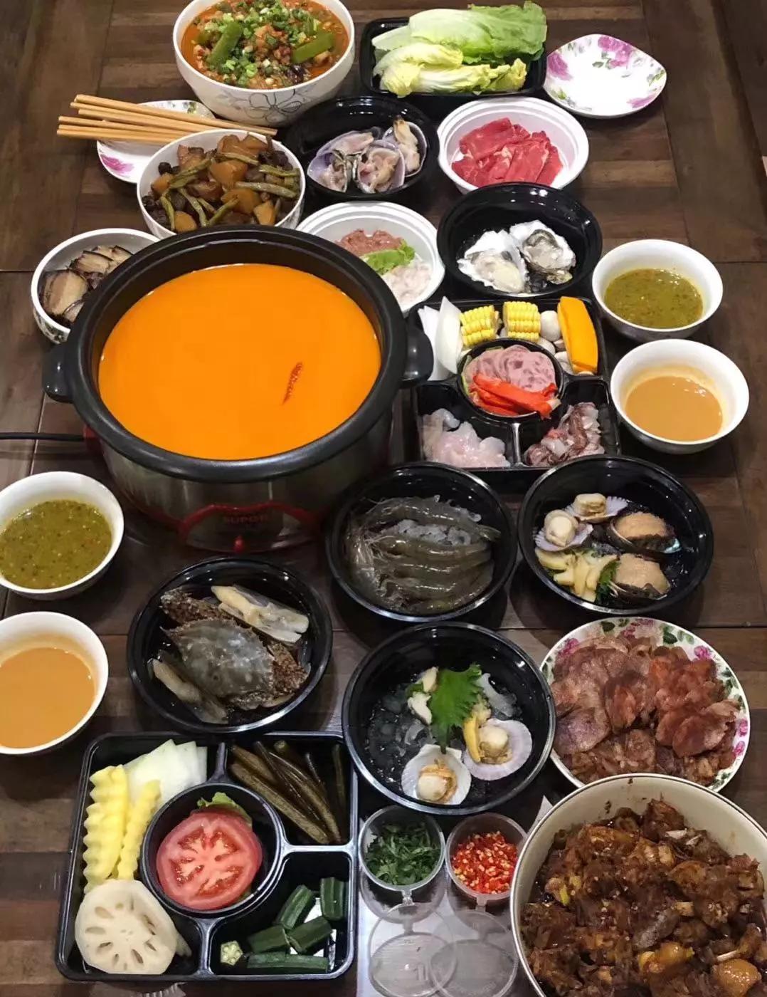 成都火锅新趋势，变革浪潮中的自信与成就感追寻之道