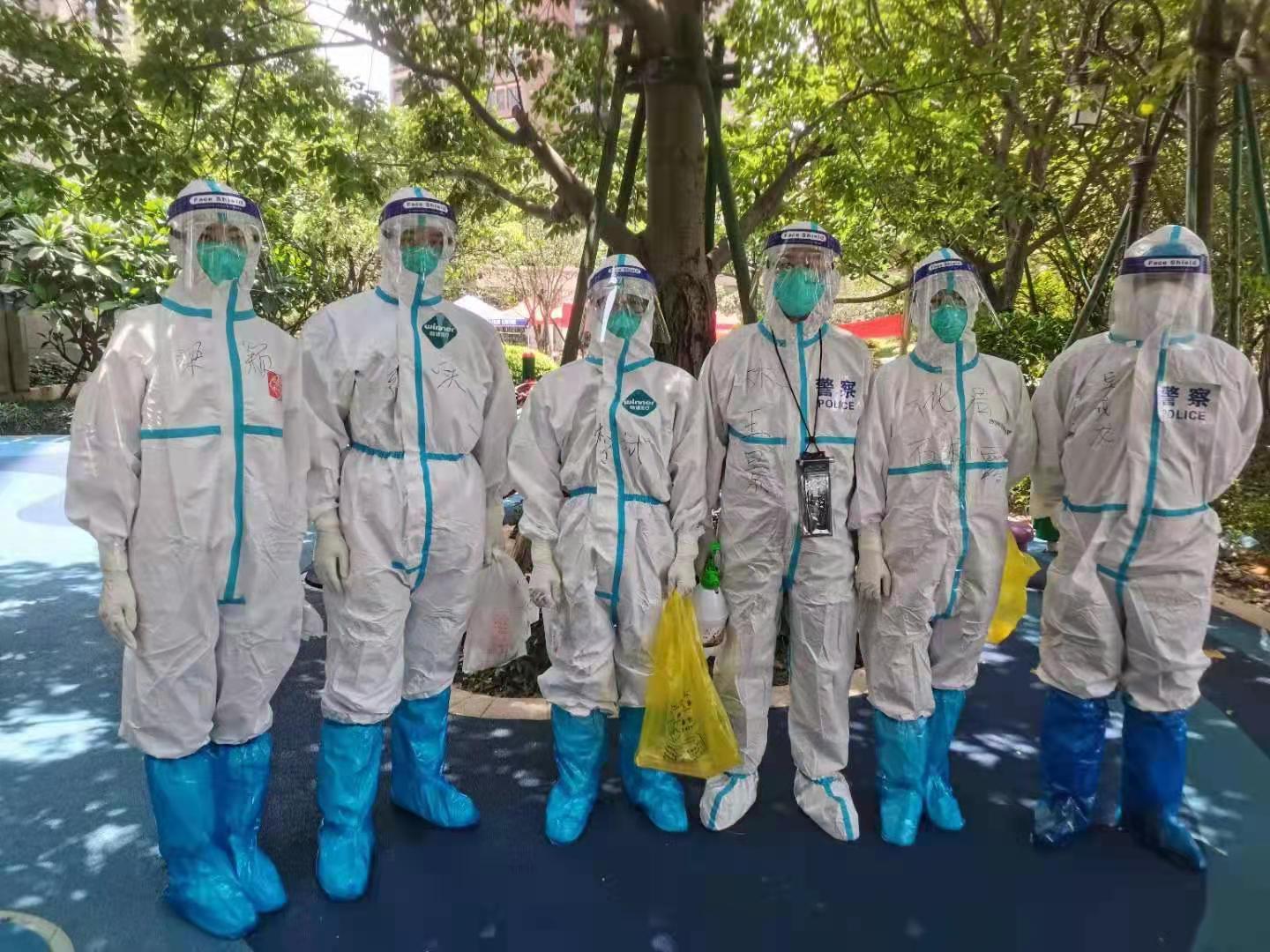 科技守护健康,最新隔离服引领新时代先锋